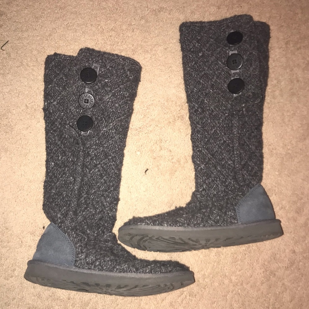 UGGS